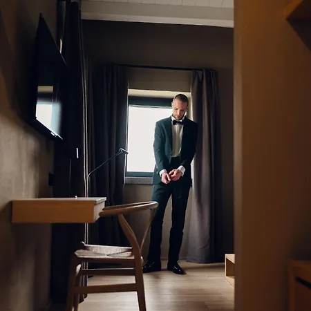 Rara Factory Design House Villa Orvieto