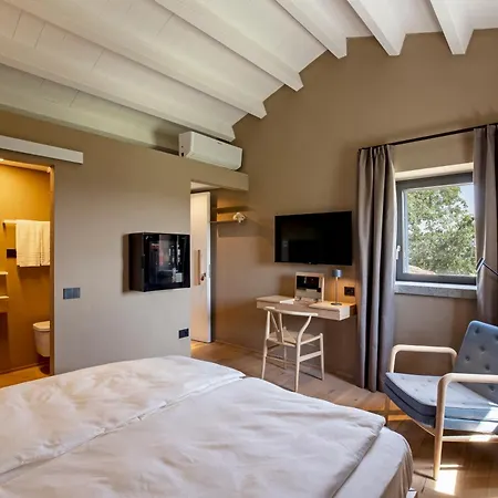 Villa Rara Factory Design House