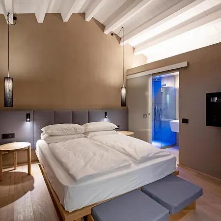 Rara Factory Design House Orvieto