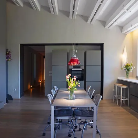 Rara Factory Design House