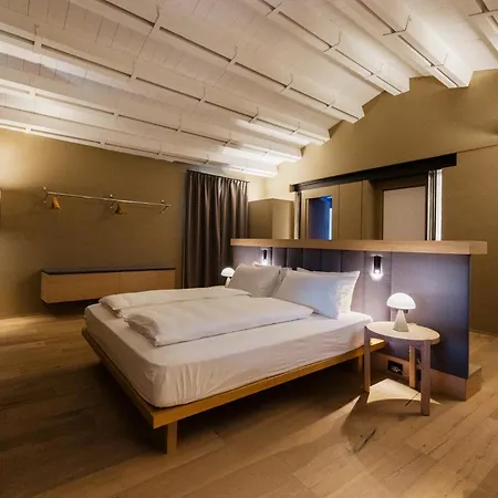 Rara Factory Design House Villa Orvieto