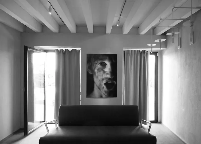 Rara Factory Design House * Орвието