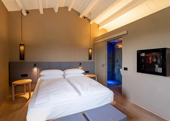 Rara Factory Design House * Орвието